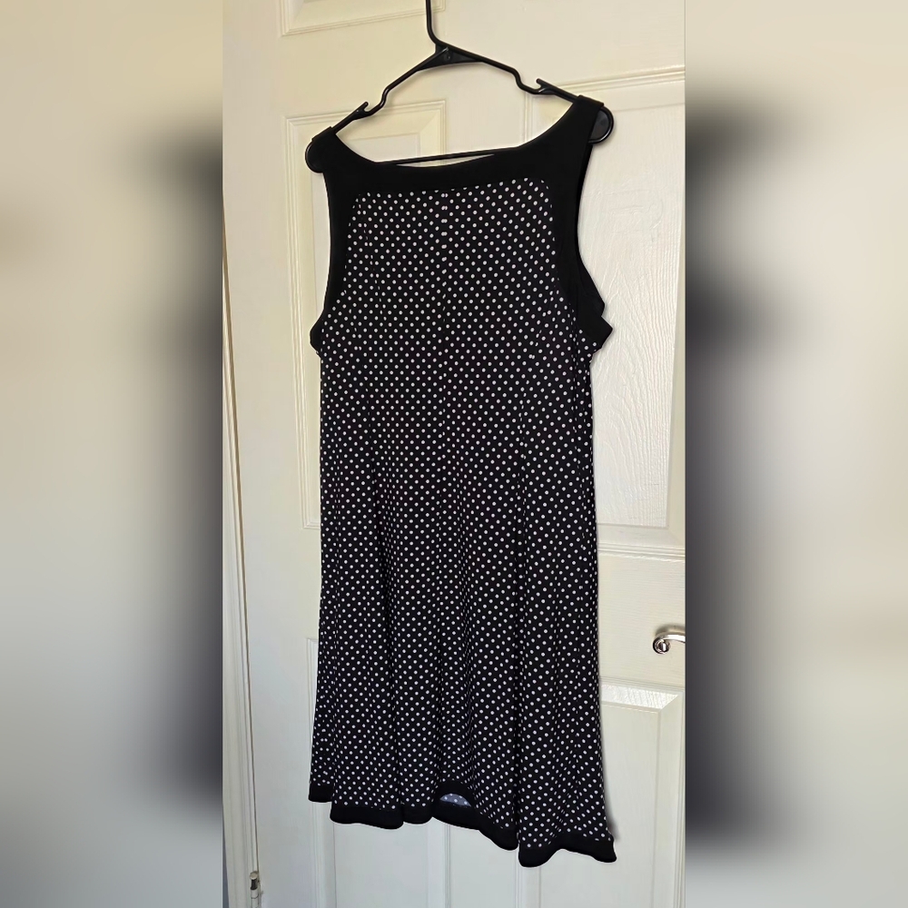 Jones New York Sleeveless Black and White Dotted Midi Dress Sz 16 - Picture 3 of 5